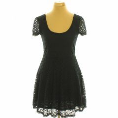 Pins and Needles fekete csipke ruha