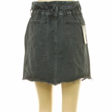 Pretty Little Thing szaggatott farmer szoknya