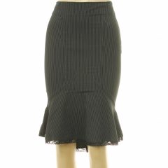 Csíkos fekete szoknya