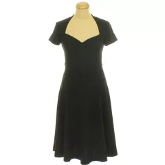 Le Chateau fekete ruha
