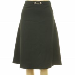 Fémdíszes fekete szoknya