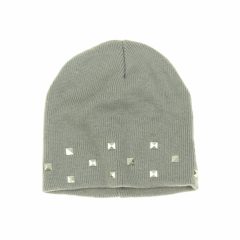 Szegecses szürke kötött sapka