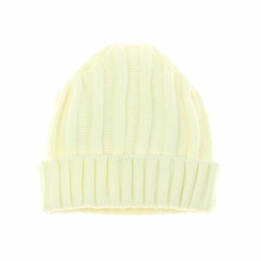 Krémszínű kötött sapka