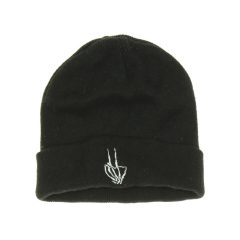 Hímzett kötött gyerek sapka