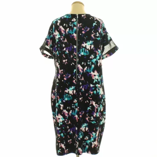 Boutique mintás ruha