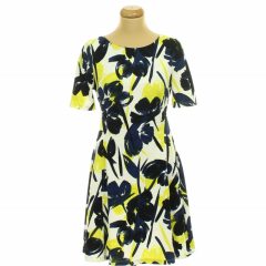 Next virágmintás ruha