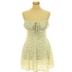 Pretty Little Thing virágmintás miniruha