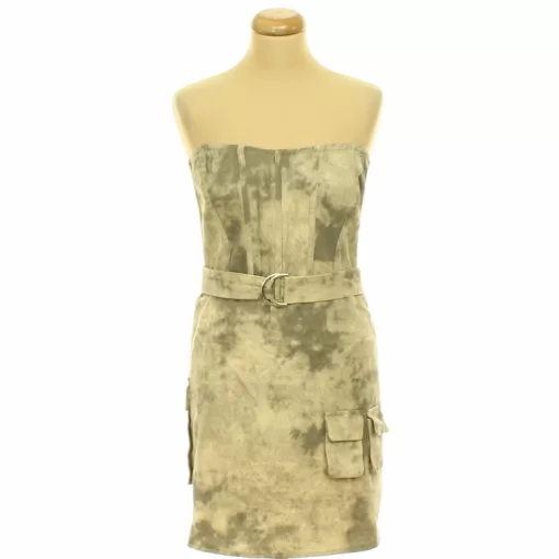 Pretty Little Thing batikolt ruha