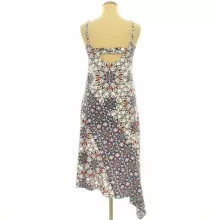 TU mintás aszimmetrikus ruha