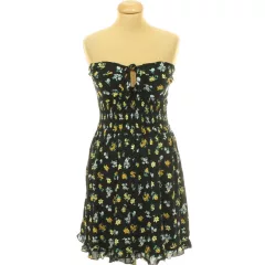 Virágmintás fekete ruha