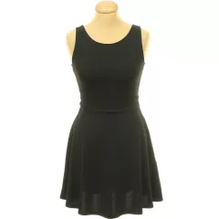 Divided fekete nyitott hátú ruha