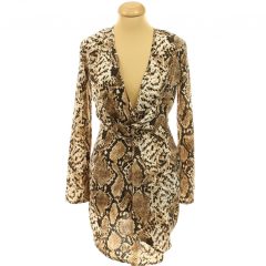 I Saw It First kígyóbőrmintás ruha