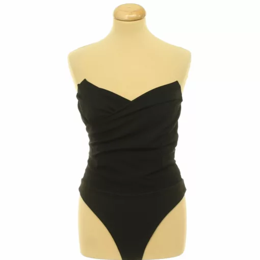 Club L fekete body