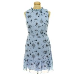 Trendyol virágmintás ruha