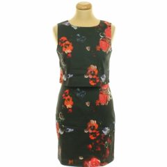 Warehouse virágmintás ruha