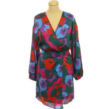 Színes mintás szatén ruha