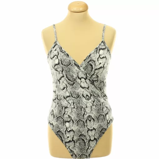 Boohoo kígyóbőrmintás body