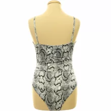 Boohoo kígyóbőrmintás body