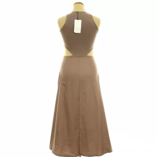 Zara barna ruha