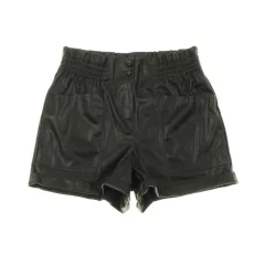 Fekete műbőr short