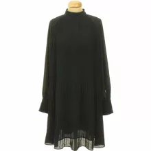 H&M pliszírozott fekete ruha