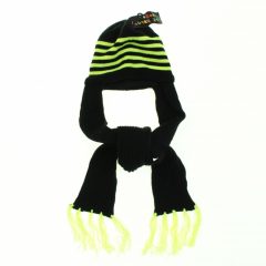 Csíkos kötött sapka-sál