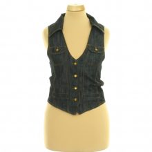 Nyitott hátú farmer felső