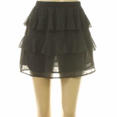 Pretty Little Thing fodros fekete szoknya