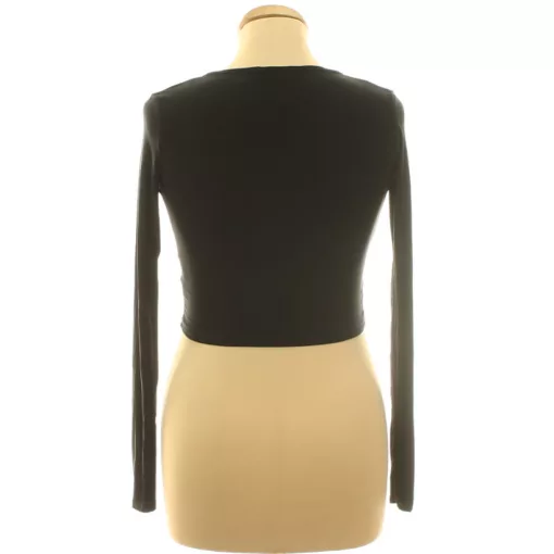 Pretty Little Thing csavart top