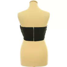 Pretty Little Thing fekete crop top