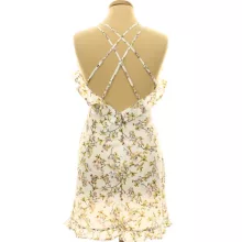 Pretty Little Thing mintás ruha