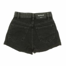 Fishbone fekete farmer short