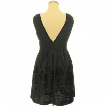 H&M bársonymintás fekete ruha