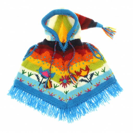 Kapucnis kötött poncsó