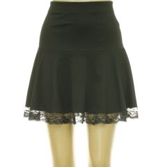 Csipkeszegélyes fekete szoknya