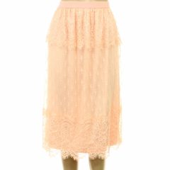 Rózsaszín csipke szoknya