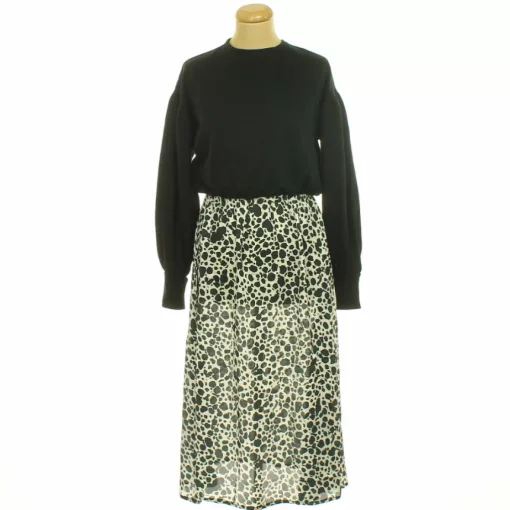 River Island mintás ruha