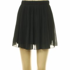 Pliszírozott fekete szoknya